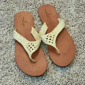 American Eagle Sandals